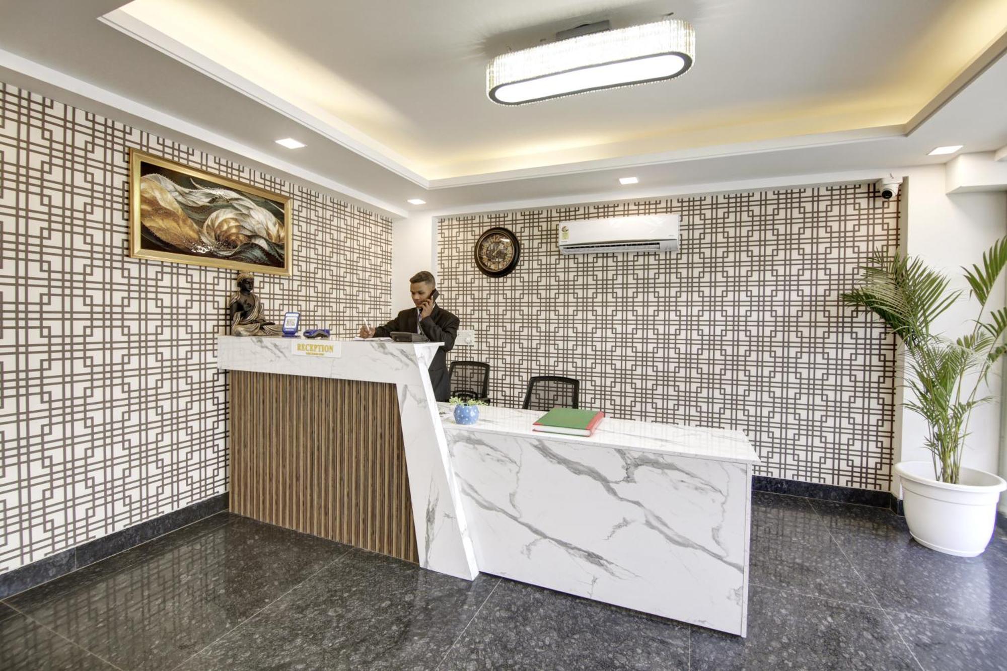 Limewood Stay - Millennium Huda City Center グルガウン エクステリア 写真