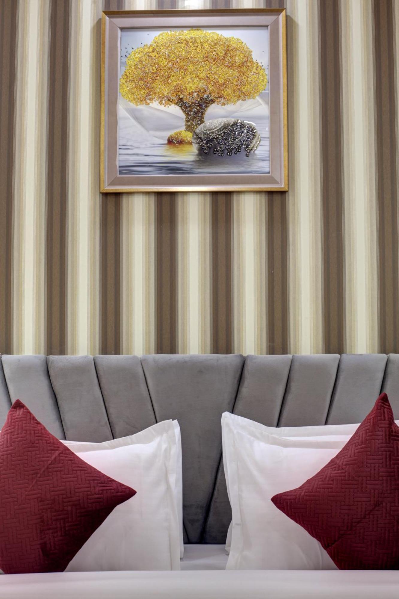 Limewood Stay - Millennium Huda City Center グルガウン エクステリア 写真