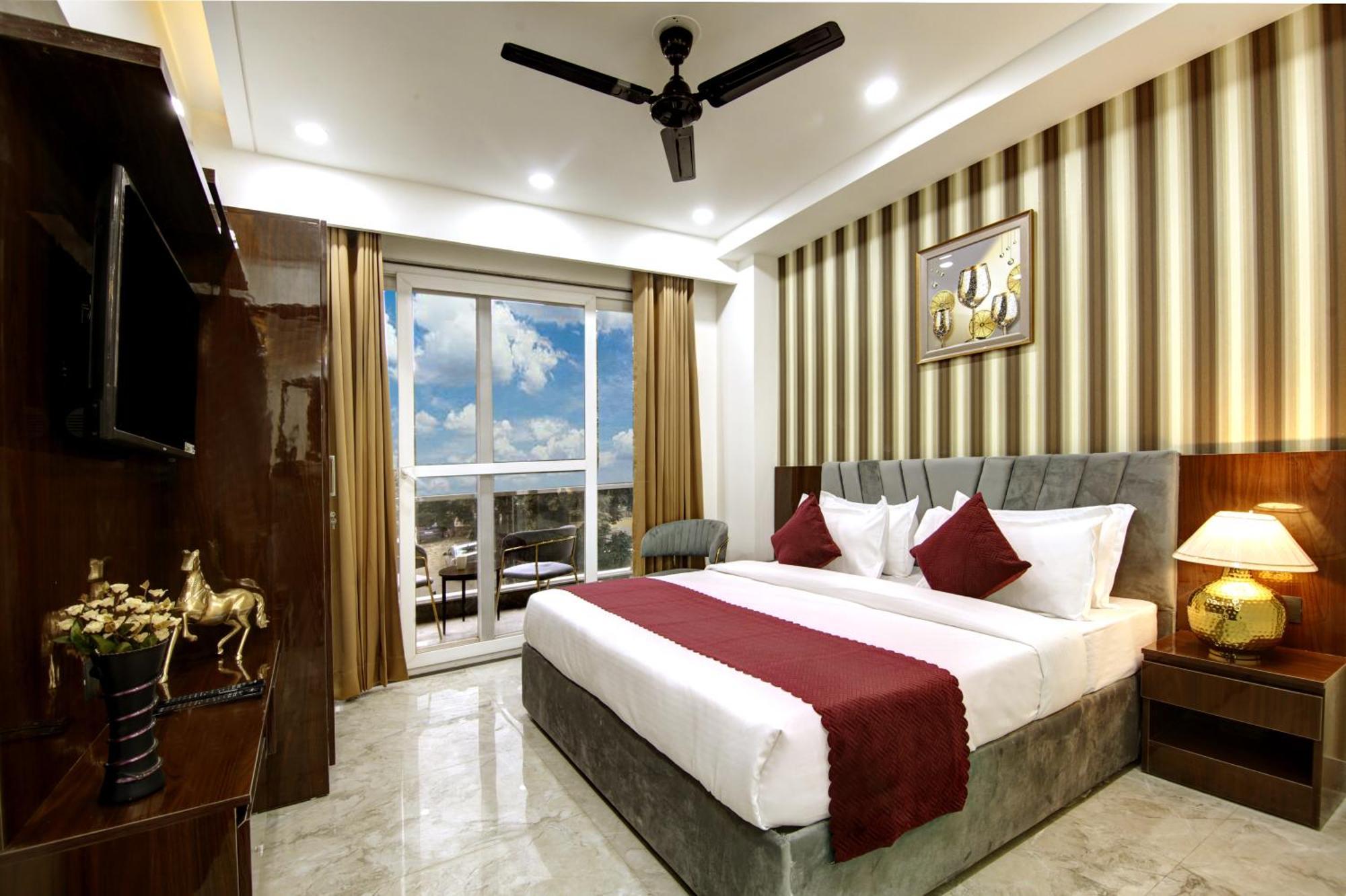 Limewood Stay - Millennium Huda City Center グルガウン エクステリア 写真