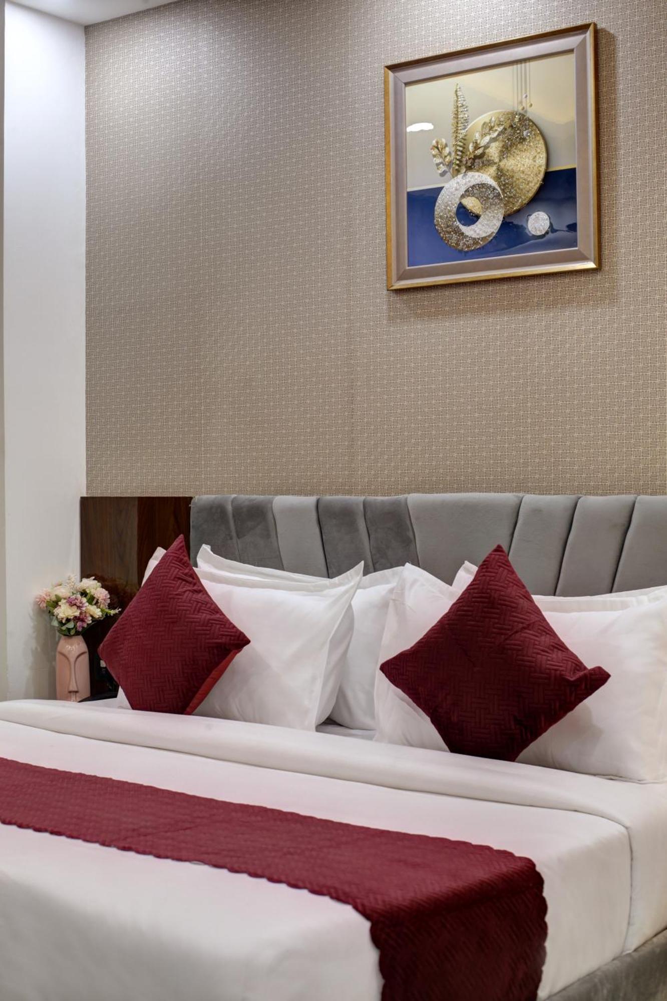 Limewood Stay - Millennium Huda City Center グルガウン エクステリア 写真