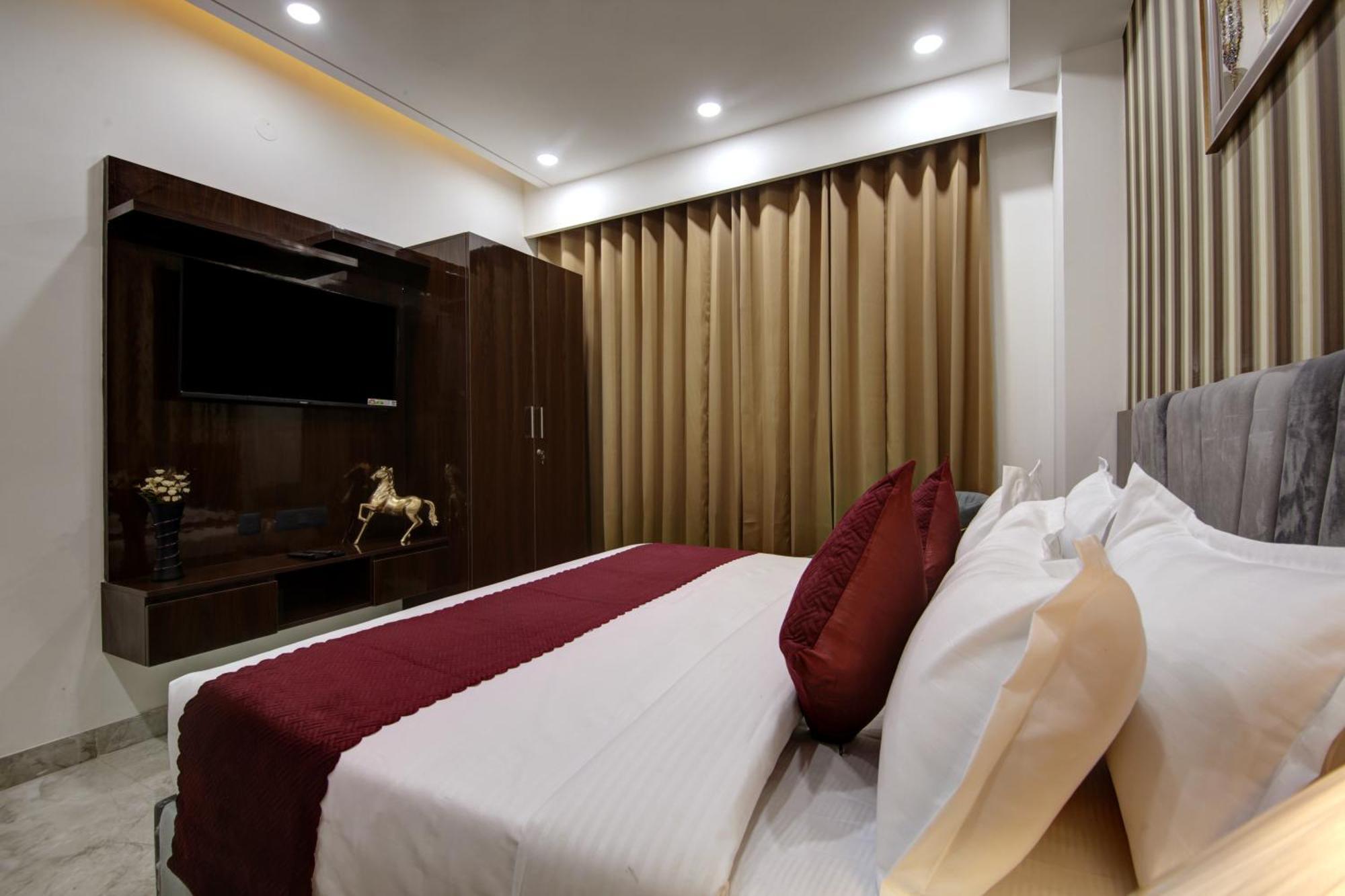 Limewood Stay - Millennium Huda City Center グルガウン エクステリア 写真