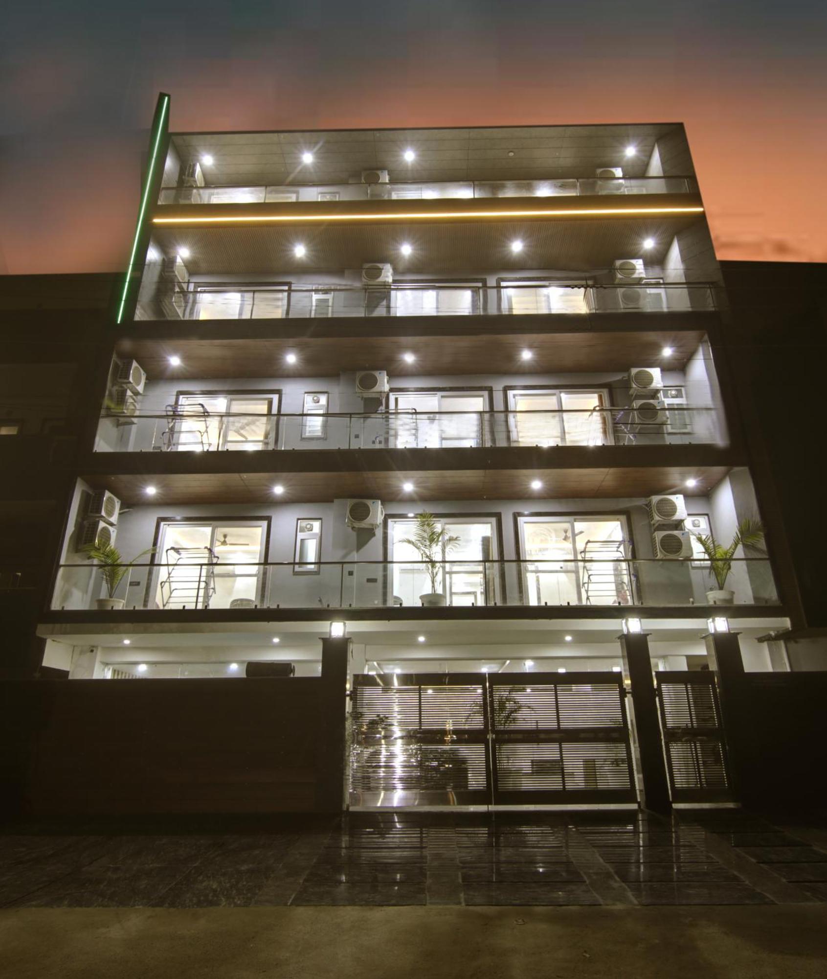 Limewood Stay - Millennium Huda City Center グルガウン エクステリア 写真